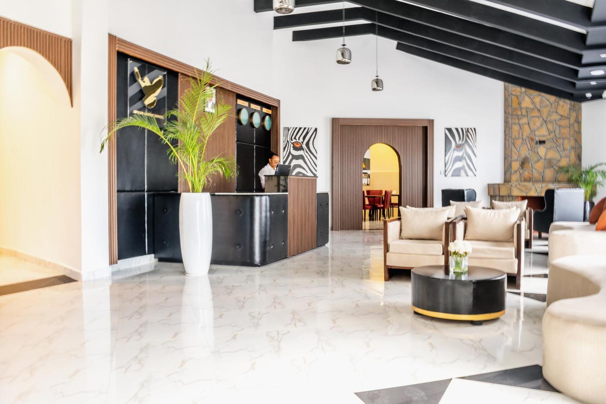 Aparthotel Avian Court Penthouse Naivasha Exterior foto